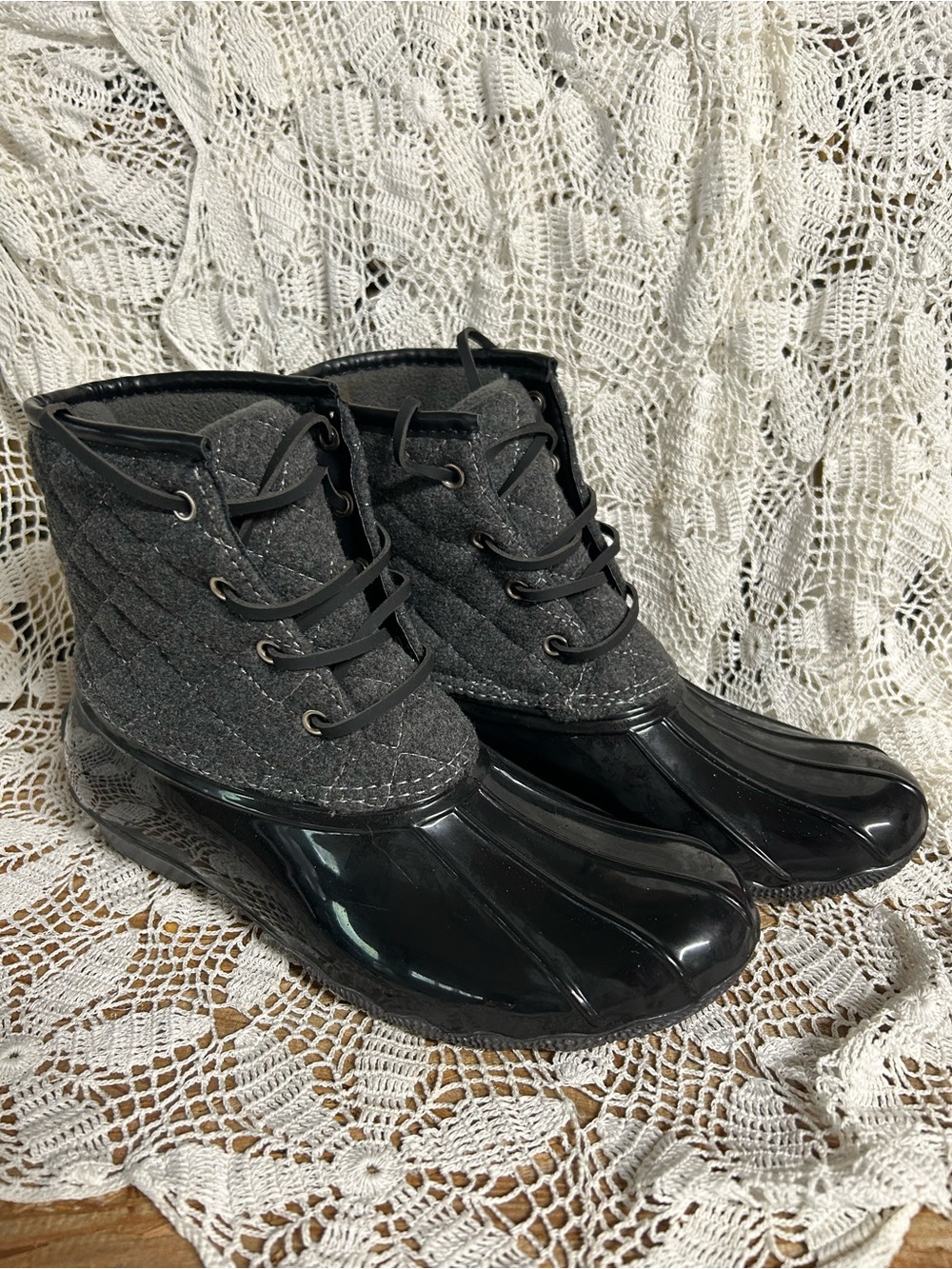 Women’s London Fog Black Quilted Lace-Up Rain Boots